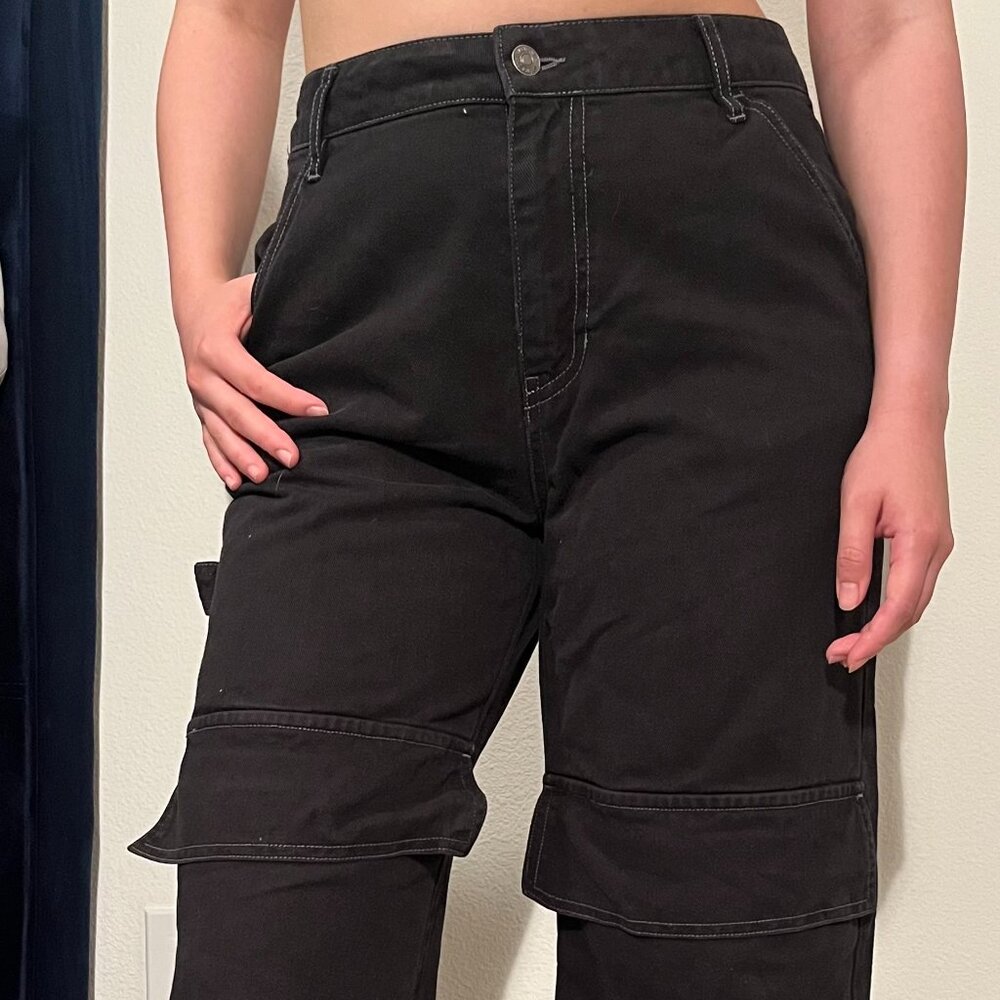 Forever 21 Black Cargo Jeans